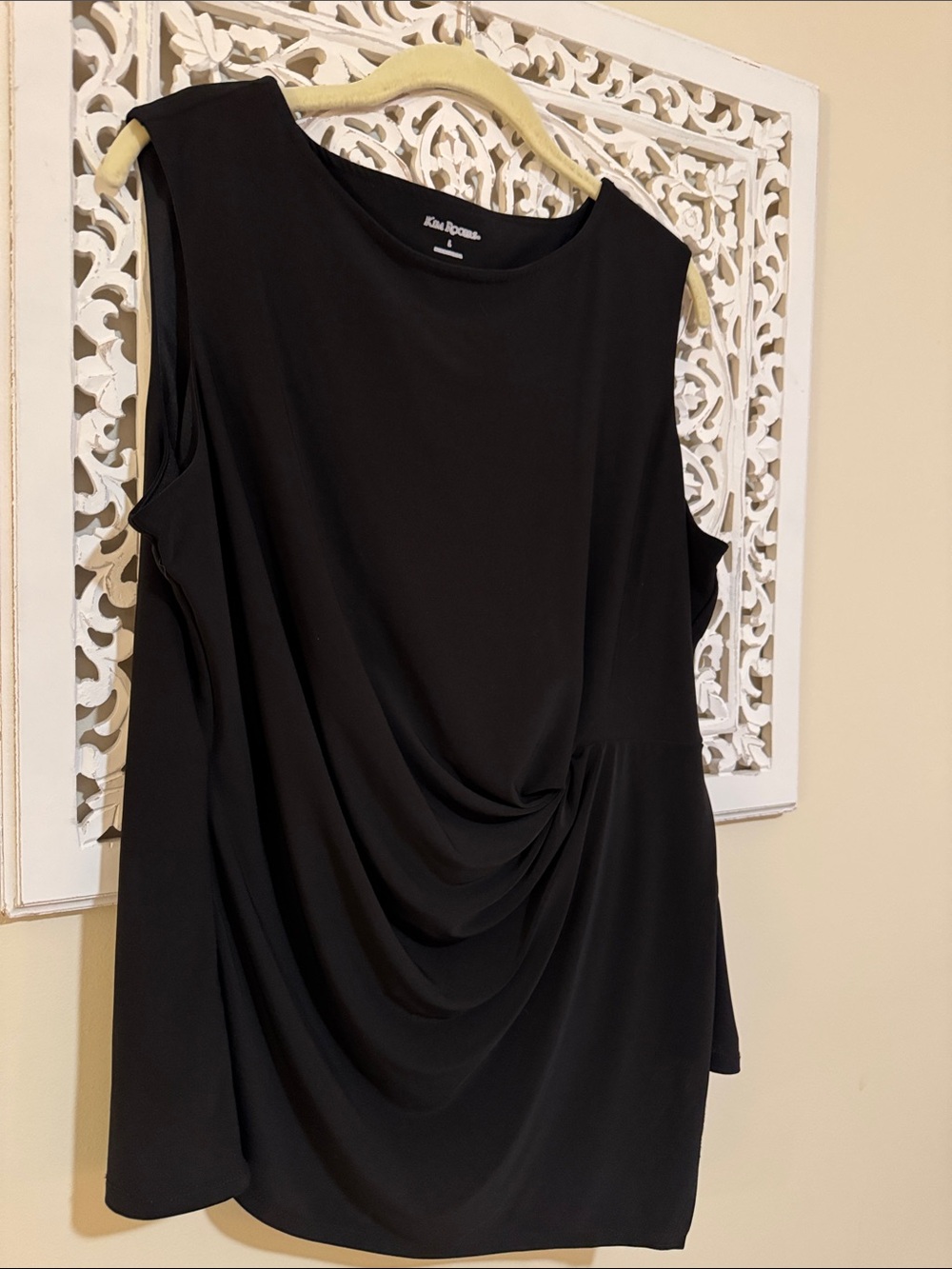 Kim Rogers Black Draped Sleeveless Blouse - Picture 4 of 6